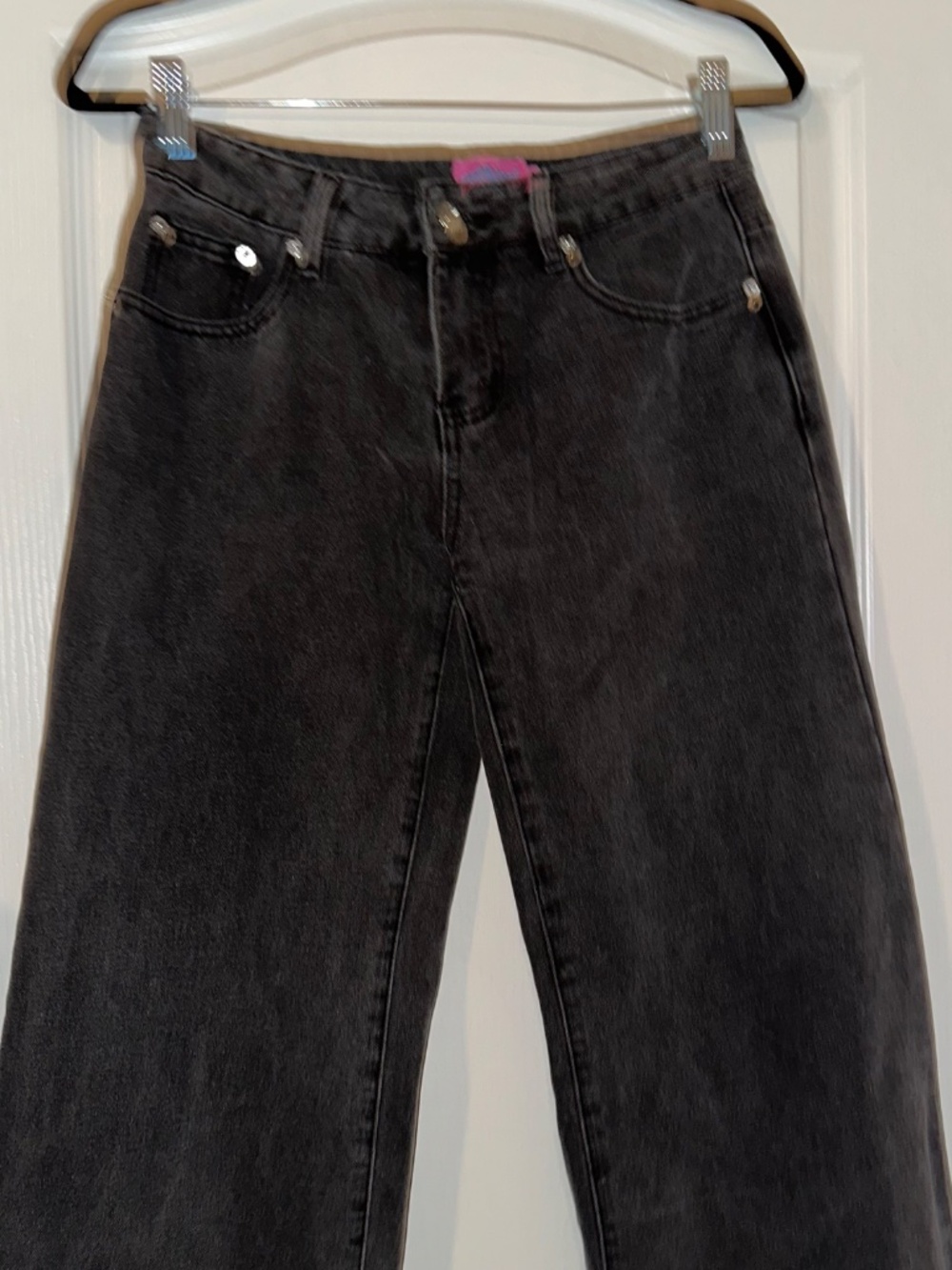 Edikted Raelynn Washed Low Rise Baggy Jeans – Size Small - Picture 5 of 7